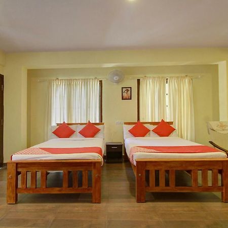מדיקרי Oyo 17387 Hilldale Resorts מראה חיצוני תמונה