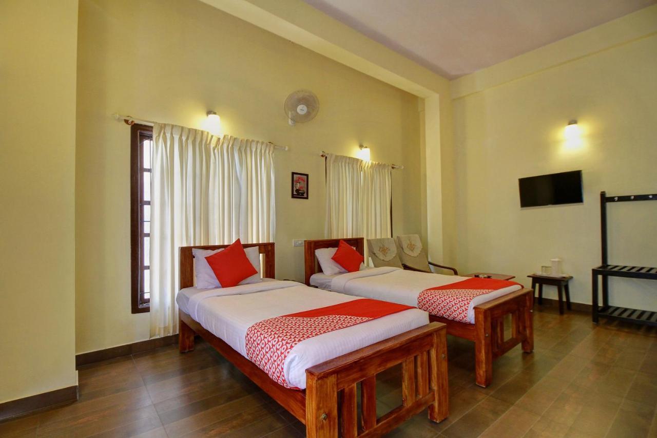מדיקרי Oyo 17387 Hilldale Resorts מראה חיצוני תמונה